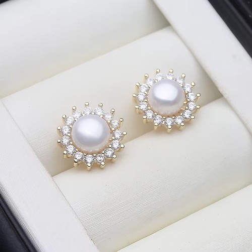 Freshwater pearl and - pearl,