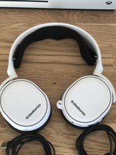 SteelSeries 61505 Arctis 5 RGB Gaming Headset