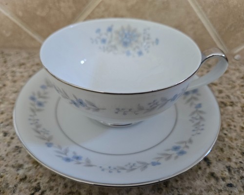 Mikasa antoria fine china - fine,