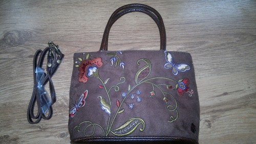 Bueno appliqué handbag - appliqué,