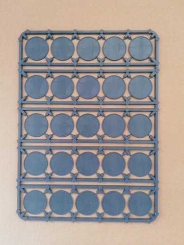 25x 25mm round lipped bases - 25x,