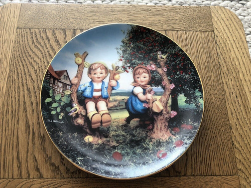 Hummel plate apple tree - hummel,