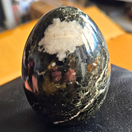 Polished black white crystal - polished,