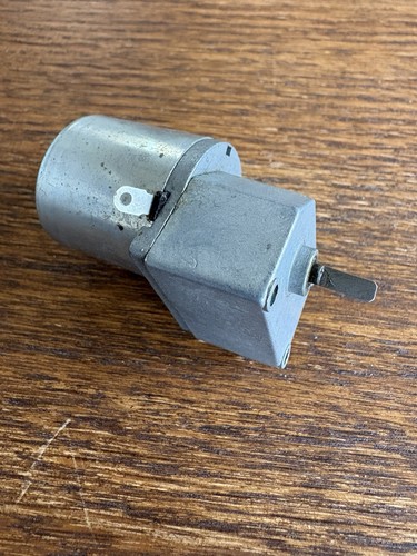 Vintage 500 series geared - 500,