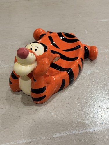 Vtg disney pooh friends - disney,