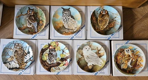 Coalport collector plates - collector,