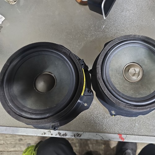 Rear door speaker - door, right