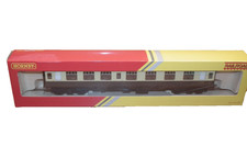 HORNBY BR MK1 COMPOSITE COACH