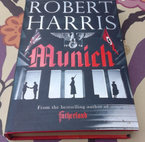 Munich robert harris signed - munich, by