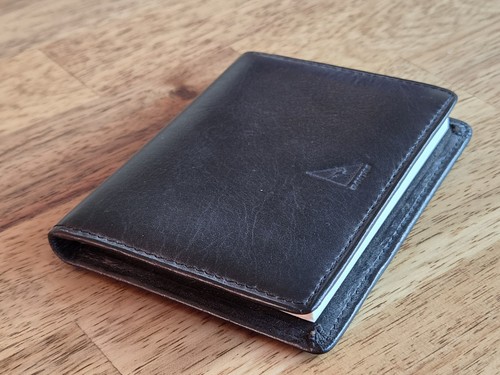 Qantas frequent flyer leather - qantas,