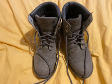 Wills Vegan Shoes grey vegan suede dock boots size 5