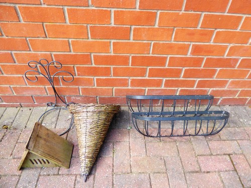 Metal wall hanging garden - metal,