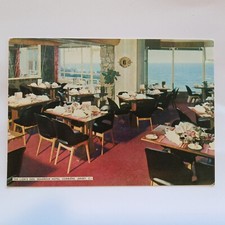 Lions Den Restaurant –