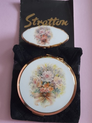 Stratton powder compact - compact, &