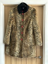 Stunning 00s Vintage Leopard