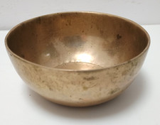 Antique Buddhist singing bowl 18th / 19th c North India Tibet ?