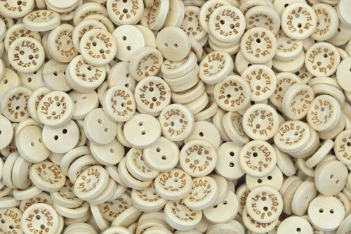 Natural printed wooden buttons - natural,