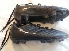 Adidas Black Football / Lacrosse / Field Sports Boots. UK size 3, EU size 35.5