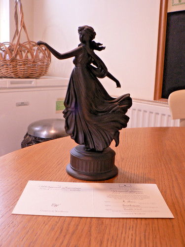 Stunning wedgwood black - stunning,