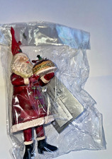 GISELA GRAHAM HANGING