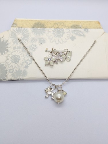 Hugs and kisses charm - hugs,