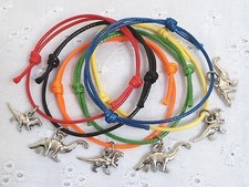 6 DINOSAUR FRIENDSHIP