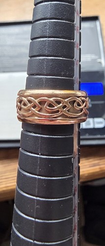9ct gold ring - ring, welsh