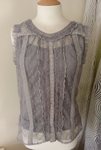 Ladies grey twin - set, 12