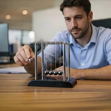 Newton's Cradle Steel Balance