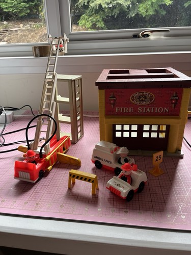 Vintage fisher price little - fisher,
