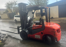 NEXEN FDX 35 DIESEL FORKLIFT TRUCK WITH EXTENDED FORKS 2570 KG CAPACITY