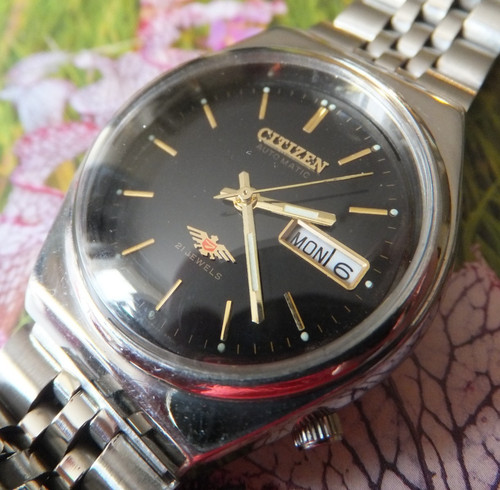 Citizen black dial 34mm - citizen,