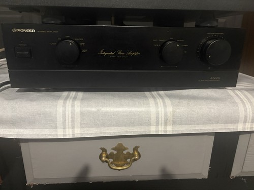 Pioneer stereo amplifier - stereo,