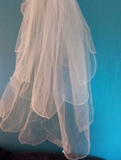 Ivory veil 2 tier fingertip