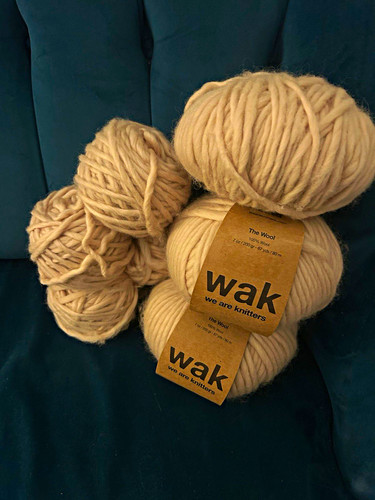 Are knitters 100 wool - we, sand