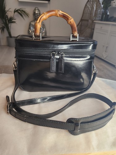 100 genuine gucci vanity - 100%,