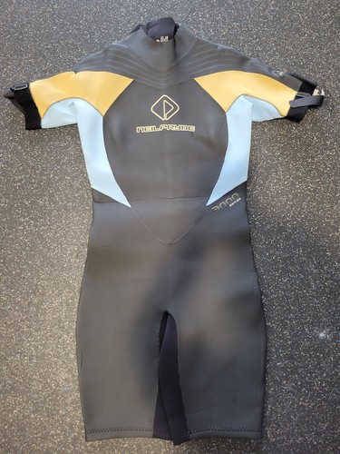 Womens wetsuit size 12 - wetsuit,