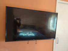 40 Inch TV