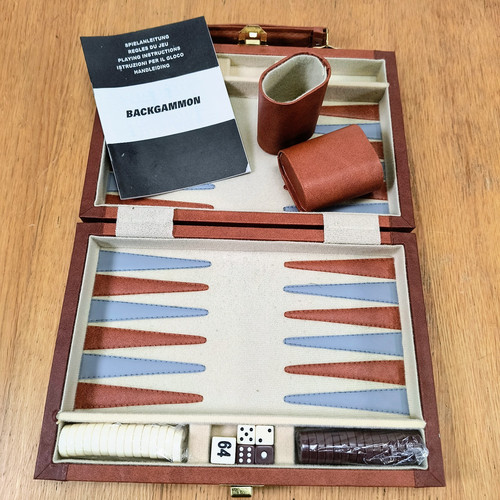 Backgammon compact travel set - backgammon,
