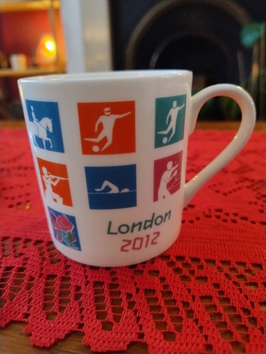 Royal doulton london 2012 - doulton,
