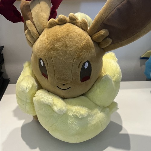 Pokemon center exclusive - pokemon,