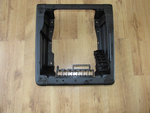 Genuine seat base - seat, t5