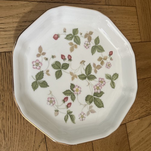 Wedgwood wild strawberry - wedgwood,
