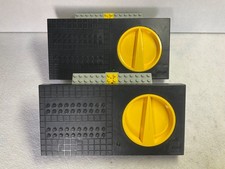 2 Lego Vintage 9v Train Speed Regulators VGC 2868b 4563 4564 Free P&P