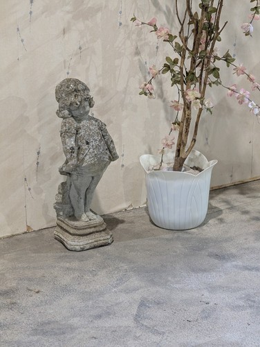 Vintage weathed garden - vintage,