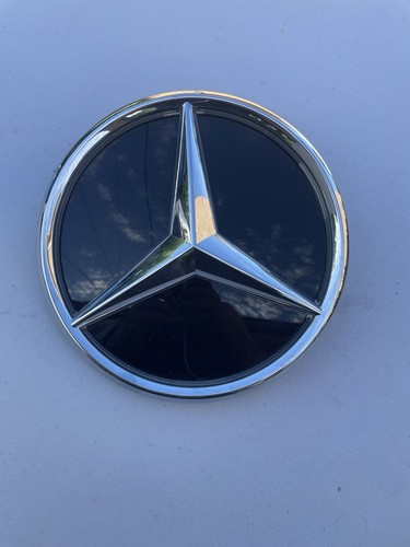 Mercedes benz glc300 - mercedes-benz,