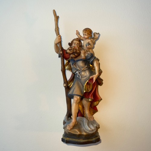 Authentic pema woodcarving - pema, st