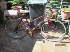  RALEIGH bike.    woman's  Classic  