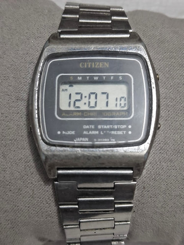Vintage 1980s citizen digital - vintage,