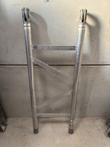 Tower scaffold - mi-tower,